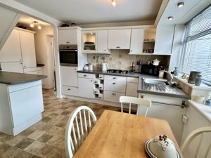 Breakfast Kitchen- click for photo gallery